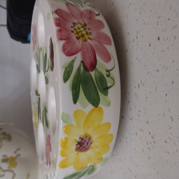 Crocus Bowl, distributed by Regal Gifts. One defect noted in pictures. - Picture 2 of 6